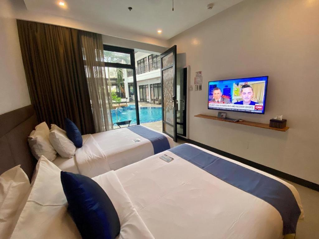 White Breeze Palawan Boutique Hotel Puerto Princesa Luaran gambar