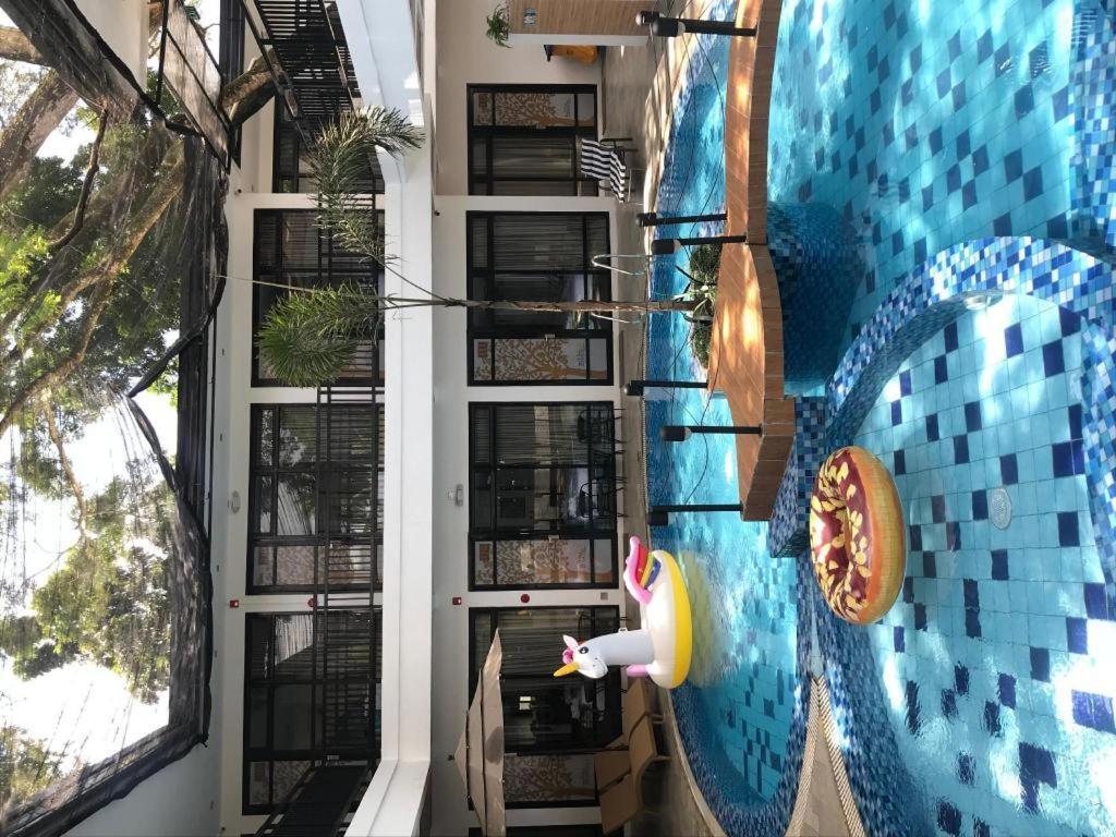 White Breeze Palawan Boutique Hotel Puerto Princesa Luaran gambar